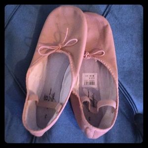 Ballet slippers